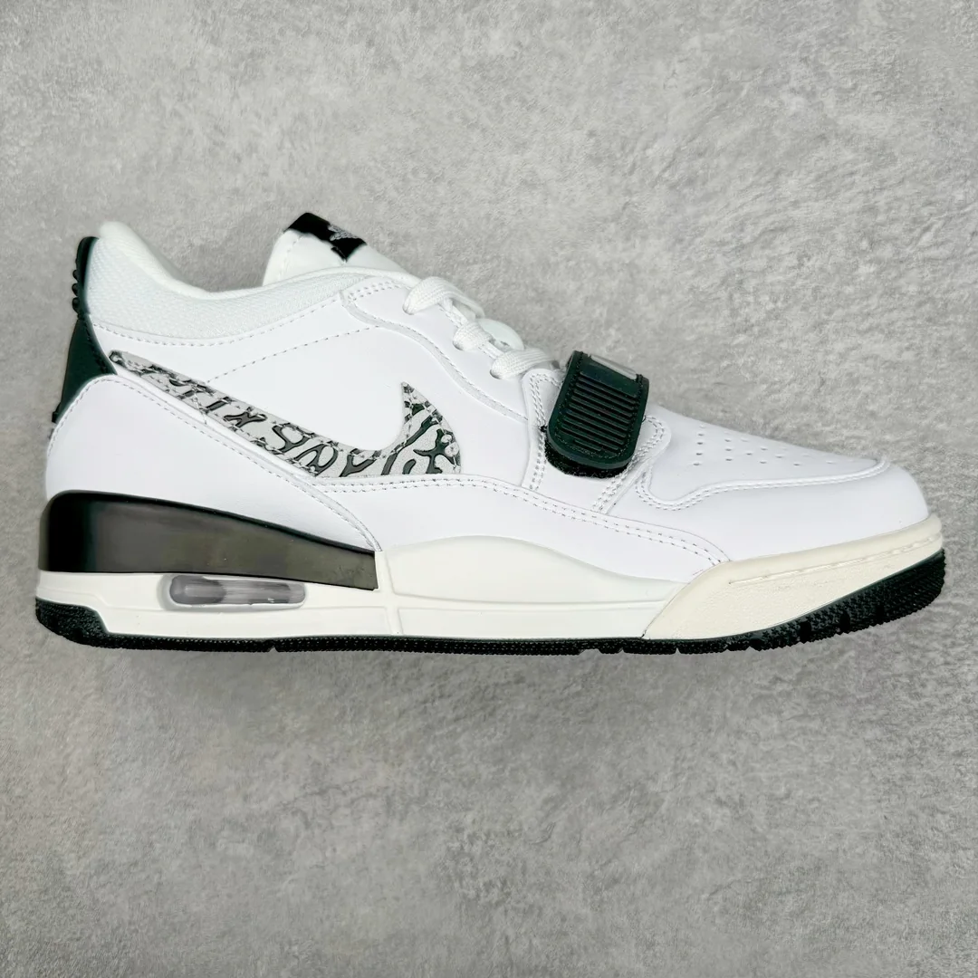 Jordan Legacy 312 - Black / White