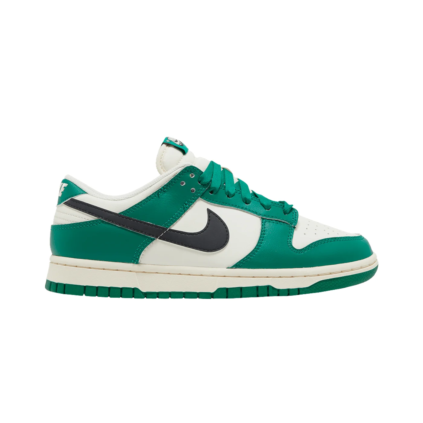 Nike Dunk - White / Green