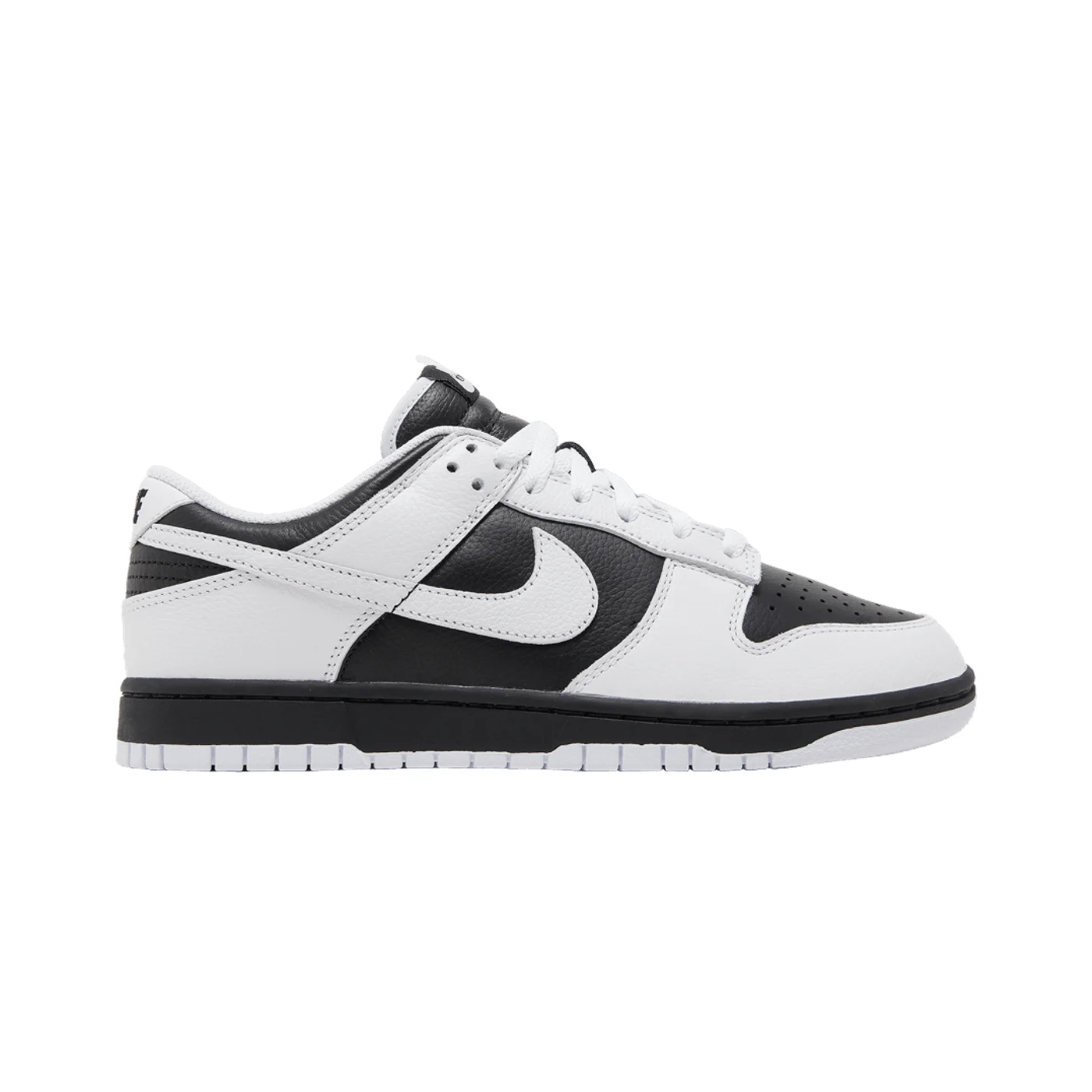 Nike Dunk - Black / White